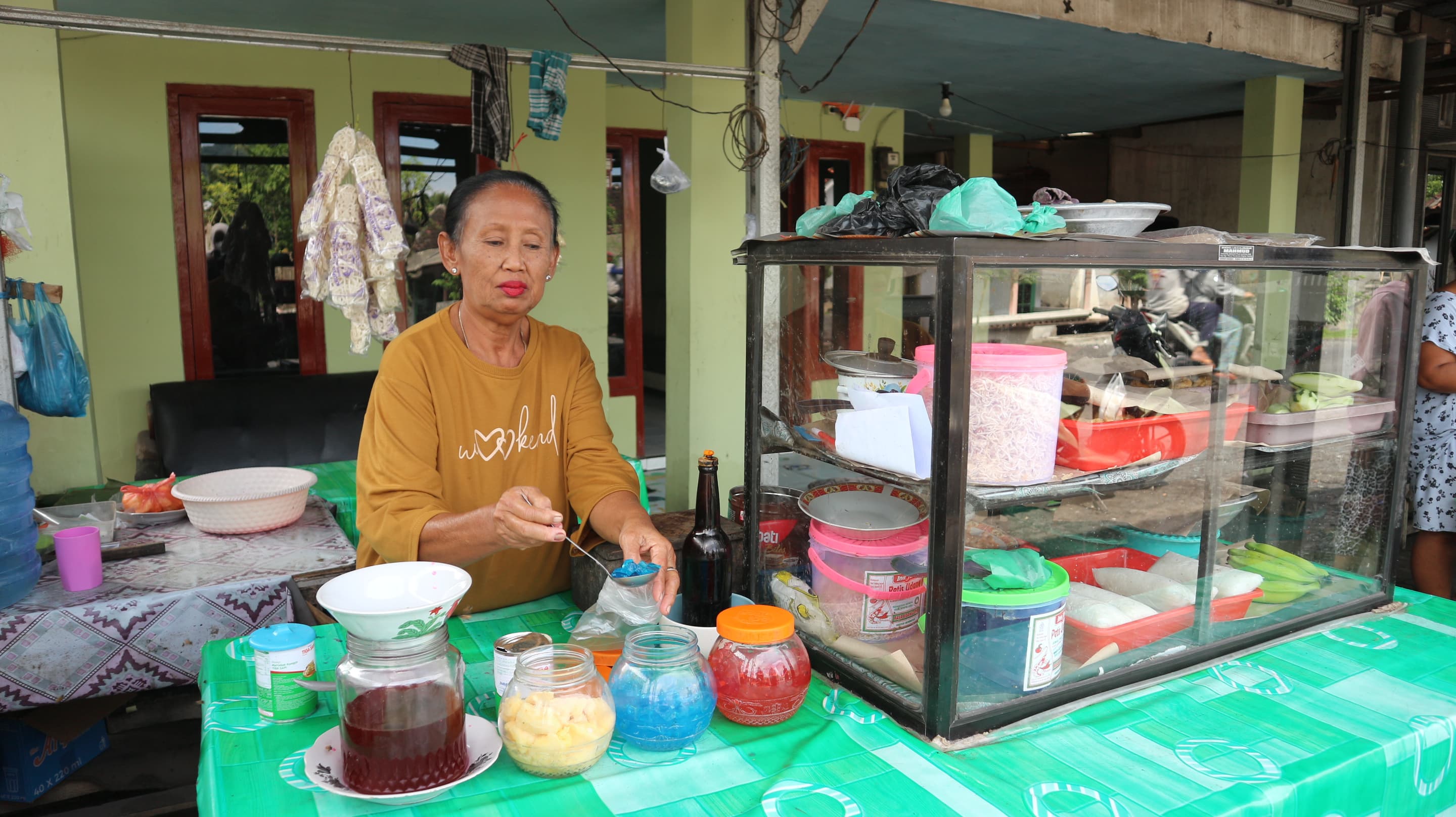 Warung Rujak Bu Kampret